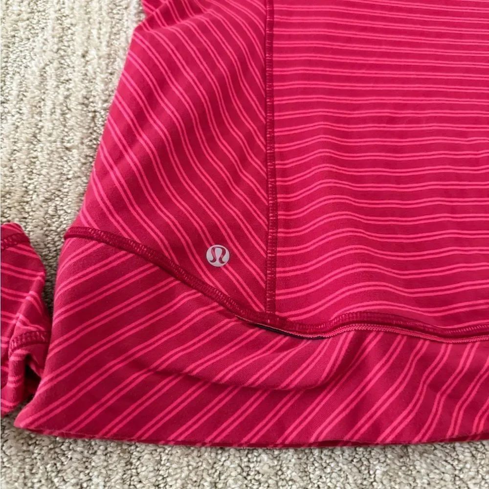 Lululemon Women's Red Striped Workout Top - Picture 7 of 7